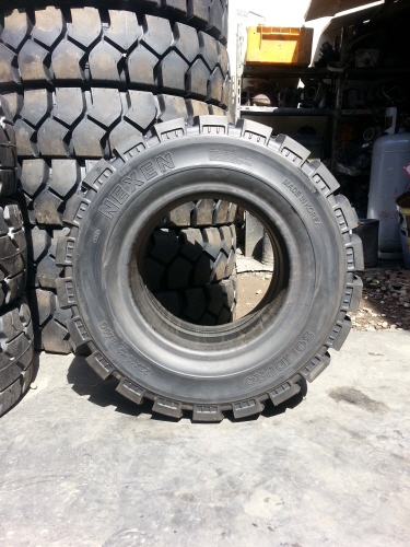 Nexen 23x10 12 (2)