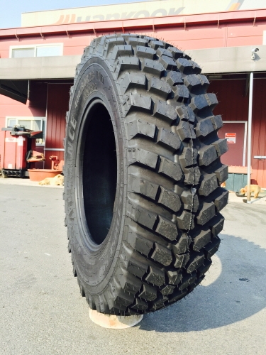 TALL 400 80R28 (14.9R28) 550