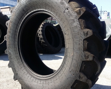 TALL 420 85R28 (5)