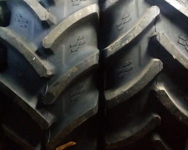 TALL 460 85R34 (1)